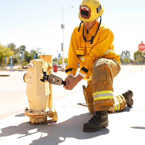 Hydrant Wrench Action 2